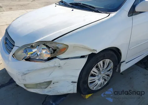 2004 Toyota Corolla S z USA, uszkodzony, nr VIN 1NXBR32E24Z235499